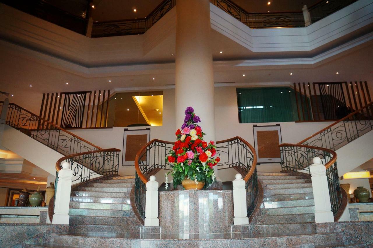 东方沙巴酒店（原名为卡拉姆斯音酒店） 亞庇 外观 照片